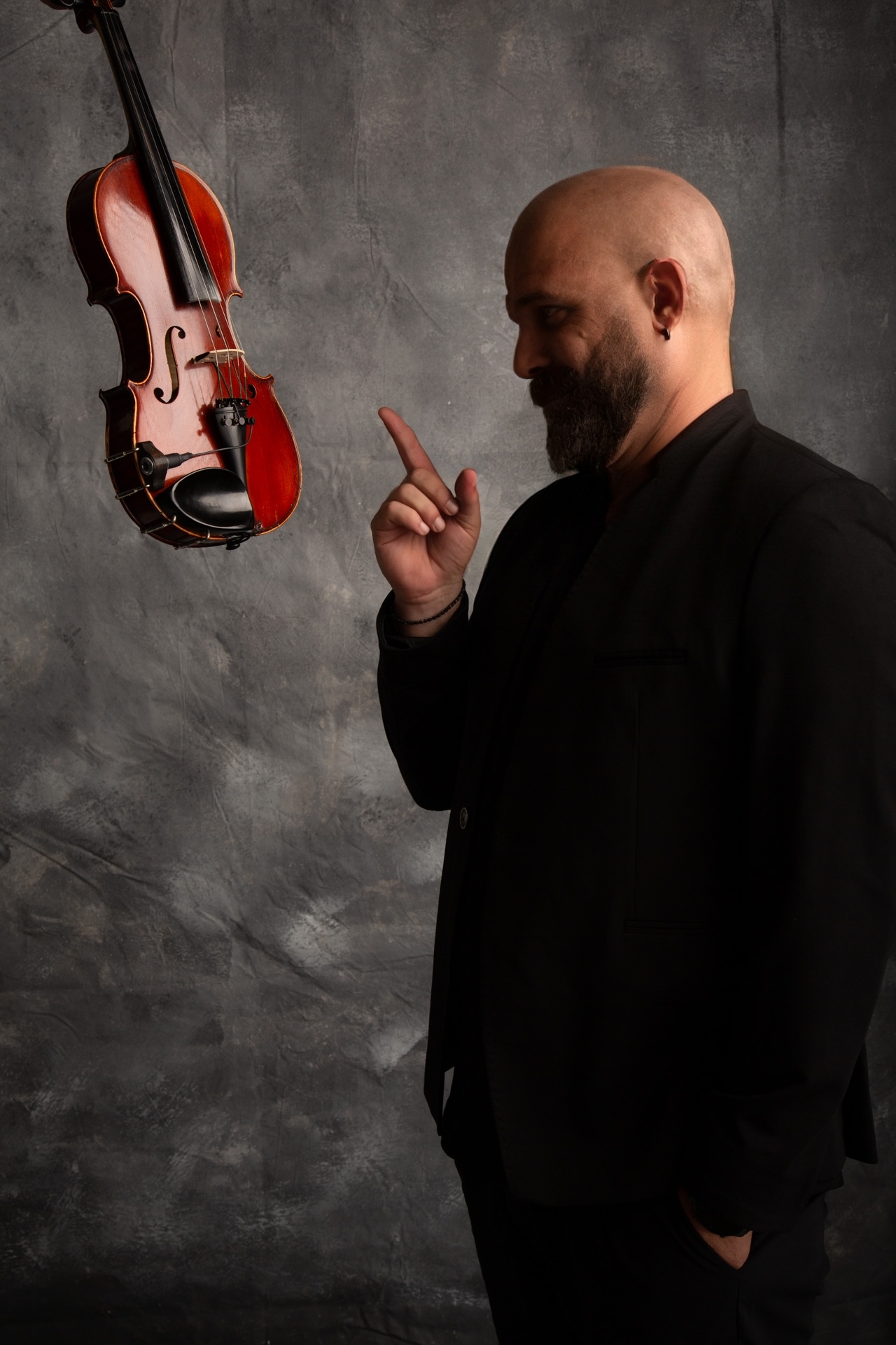 Portrait with floating violin